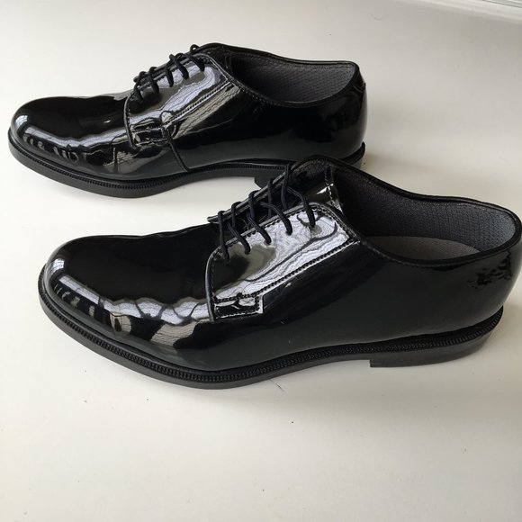 uniform dress shoes